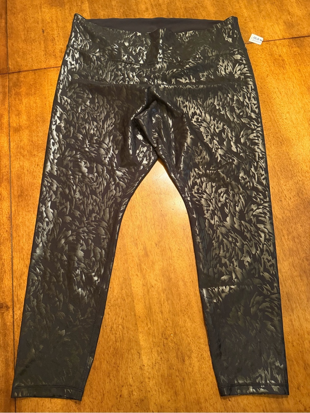 Black Textured women’s plus size 3X Leggings NWT